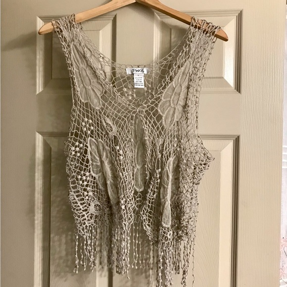Sleeveless crochet vest. Size L - Picture 5 of 7